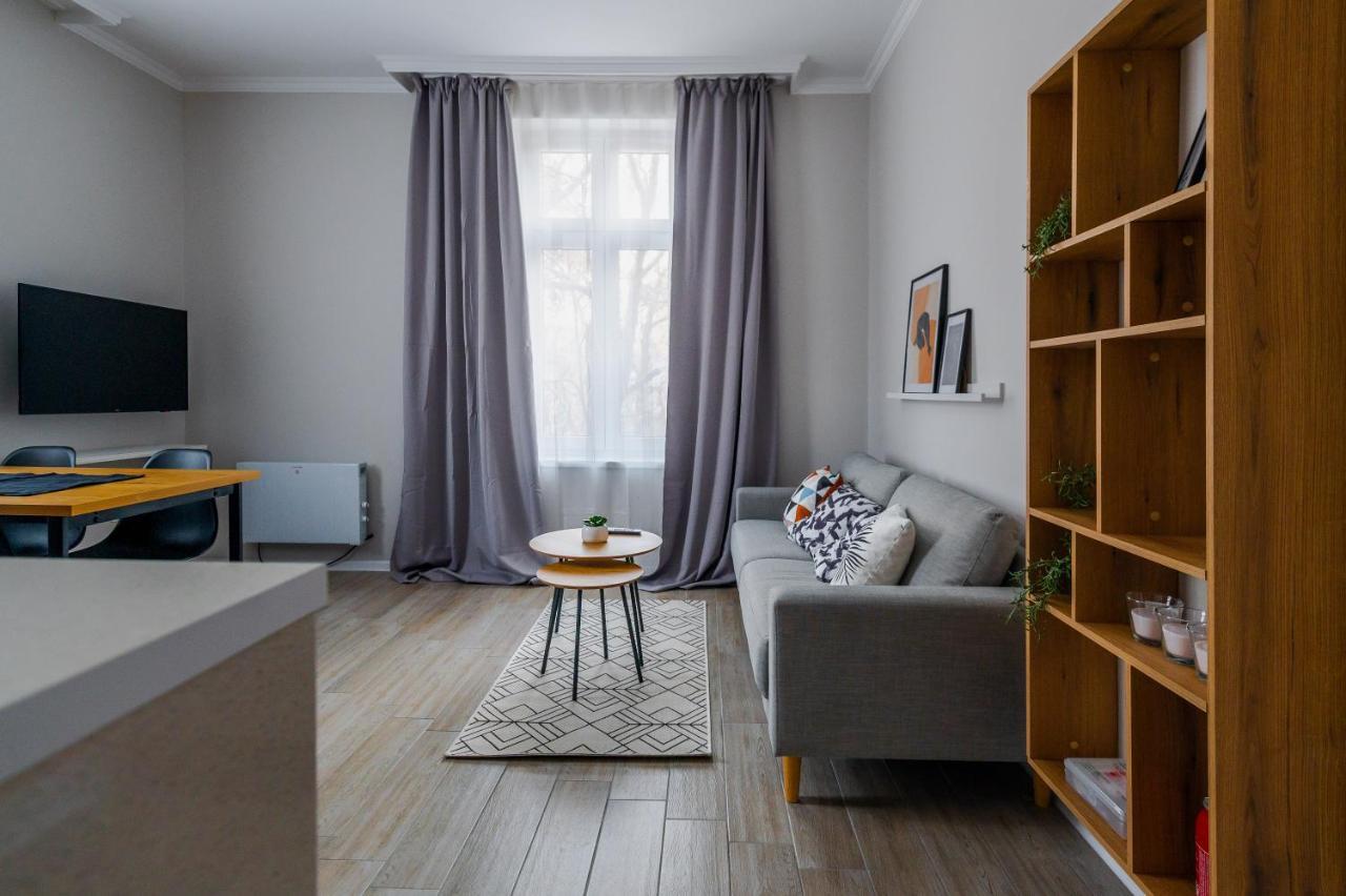 Boutique 2-Bedroom Apartment In Szófia Kültér fotó
