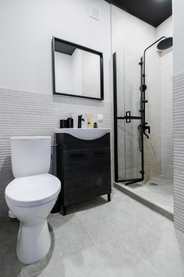 Boutique 2-Bedroom Apartment In Szófia Kültér fotó